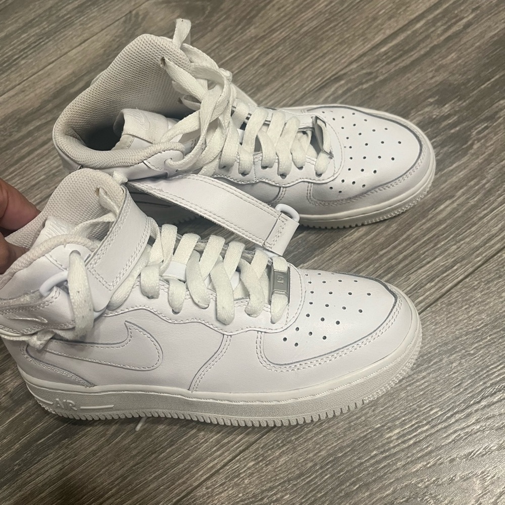 Air Force 1 mids